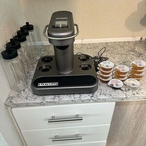 LIKE NEW Bartesian Premium Cocktail Machine